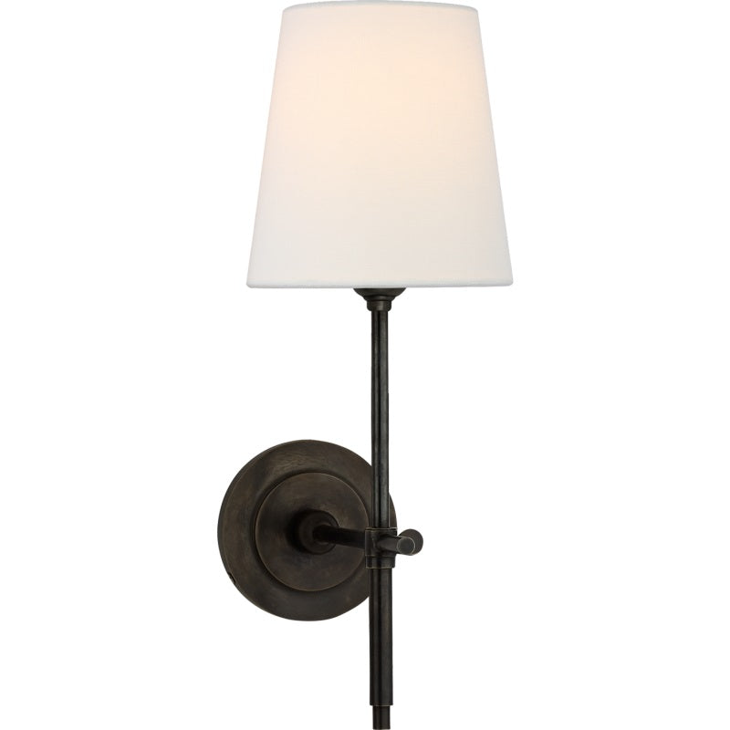 Short single-light Bryant wall lamp in black